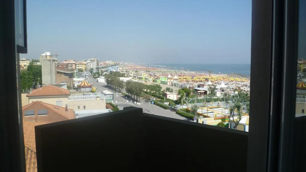 ***  Hotel Colombo Rimini Olaszország