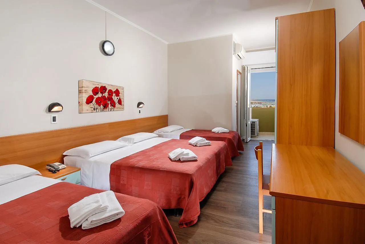 Hotel Colombo Rimini 3*,